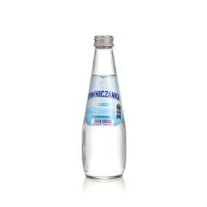 Piwniczanka niskonasycona CO2 0,3L (zgrzewka 9 szt.)